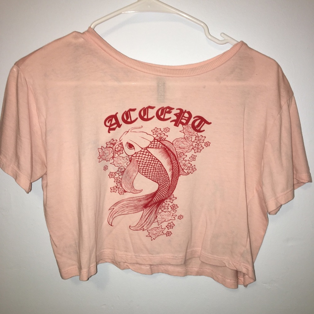 accept crop top
